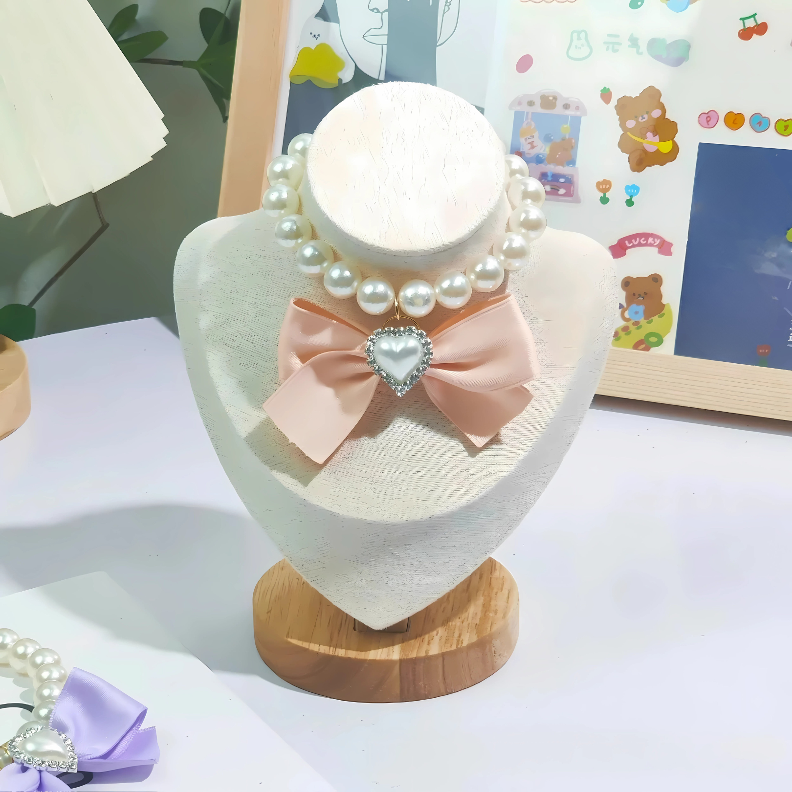 Elegant Cat Necklace – Faux Pearl Collar