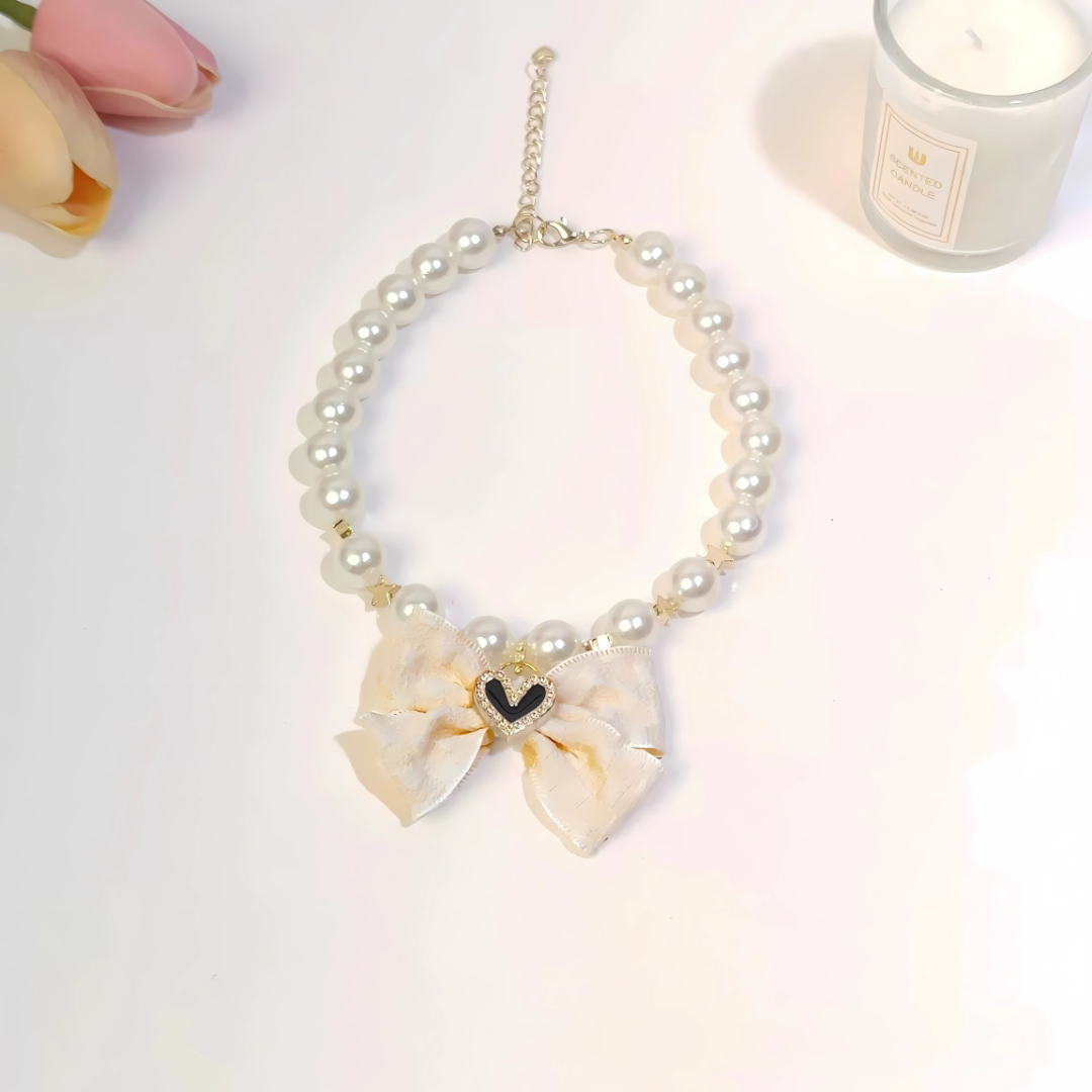 Elegant Cat Necklace – Faux Pearl Collar